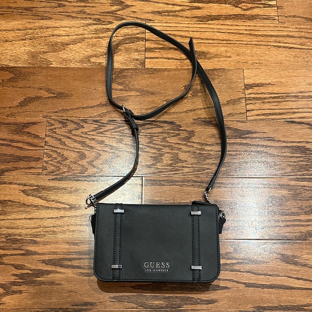 Guess Black Leather Crossbody Bag